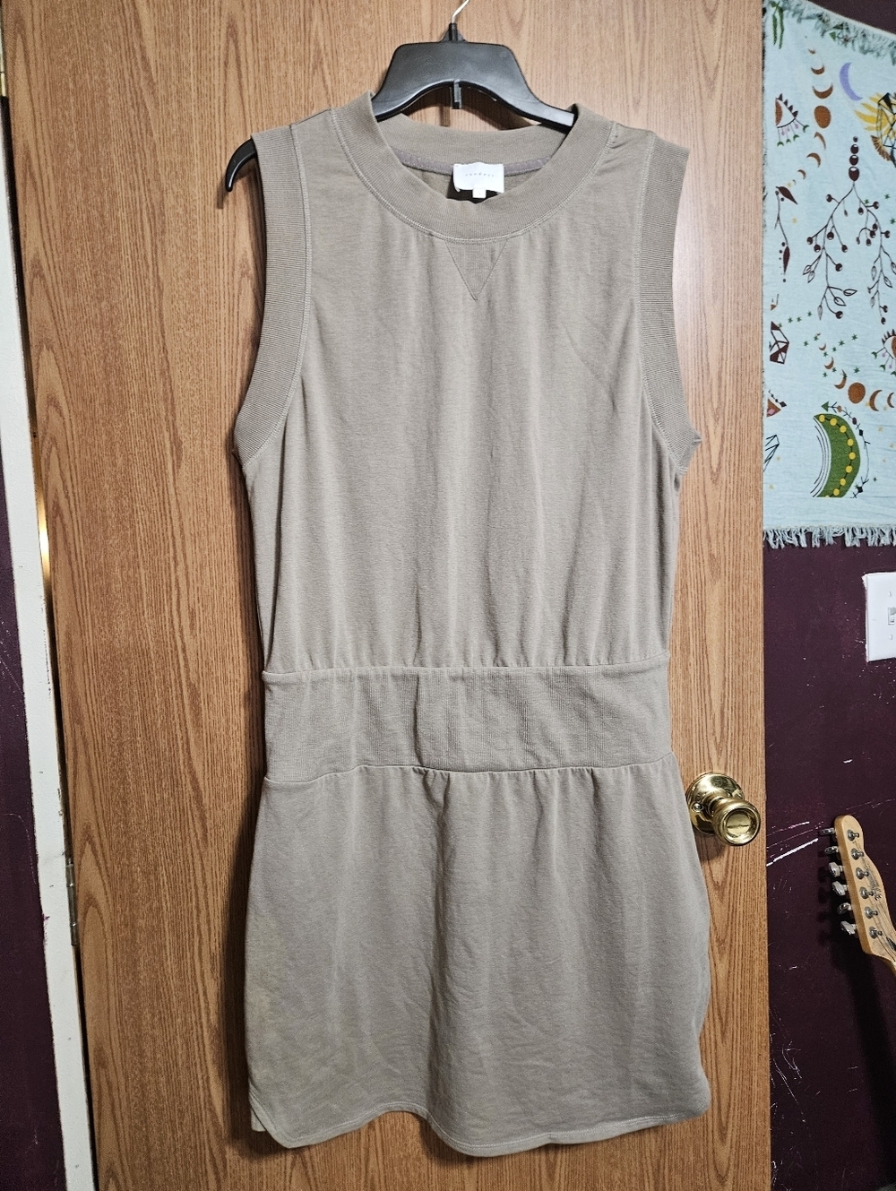 Sundays Olive Romy Knee Length Dress With Waistband Size Large Sleeveless!